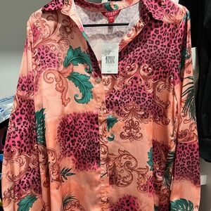 Guess blouse nwt sz small
